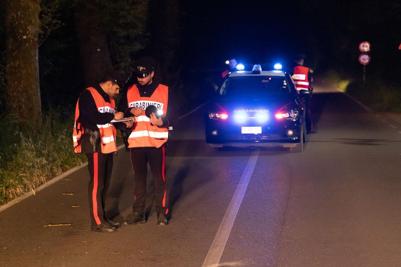Auto in fuga, inseguimento da Volano a Portomaggiore