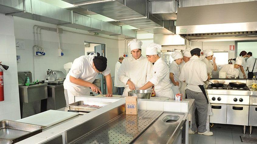 Alberghiero di Barga, Sos della Provincia: «Serve un immobile per le cucine»