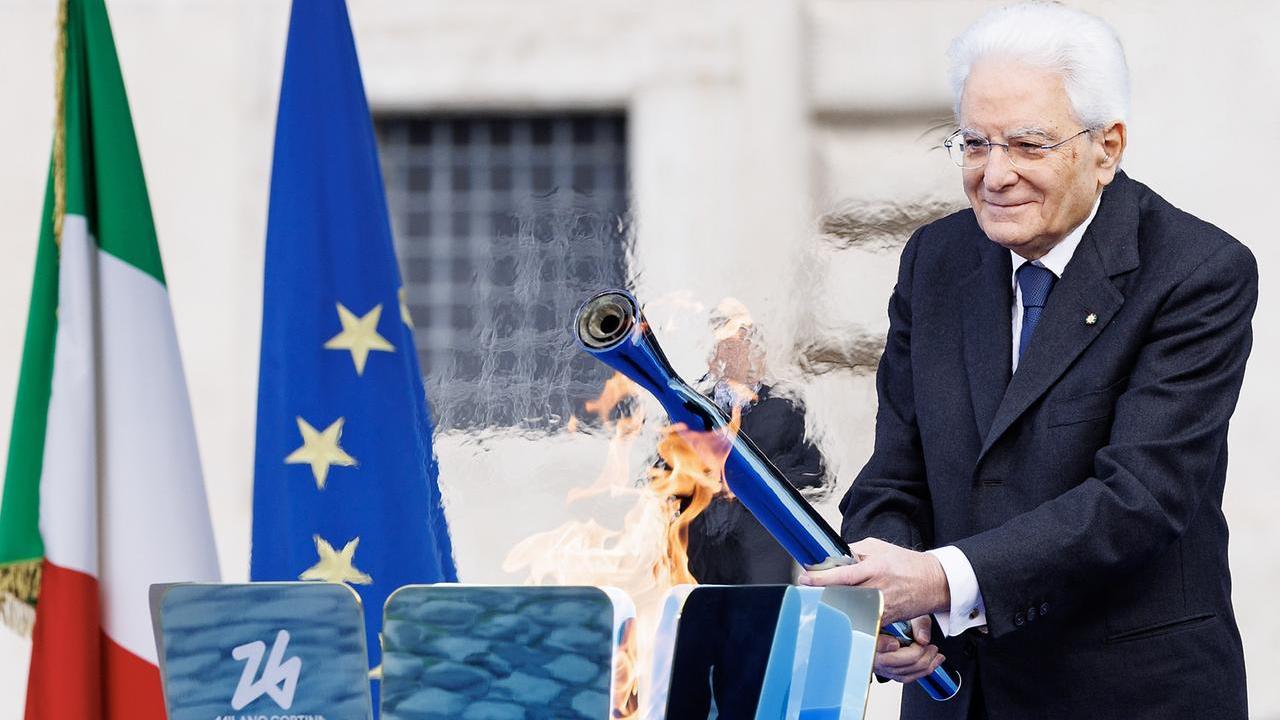 Reggio Emilia accoglie la torcia olimpica: 20 tedofori e una grande festa in Piazza Prampolini