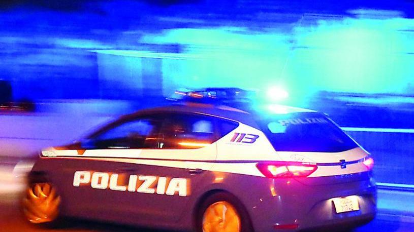Riempita di botte dal marito, l’uomo arrestato a Ferrara