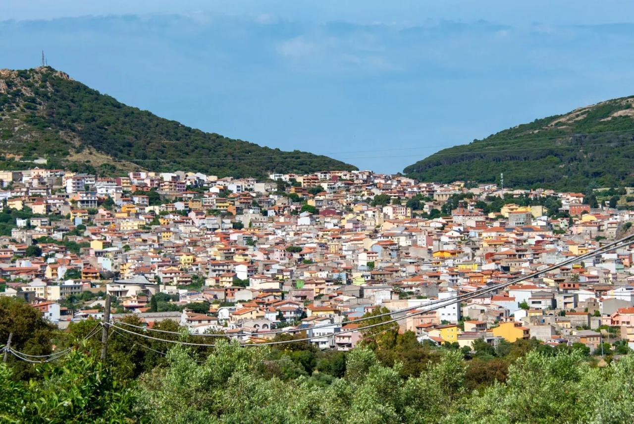 «Nostro figlio non è un delinquente»: i genitori del 33enne pestato e ridotto in fin di vita rompono il silenzio