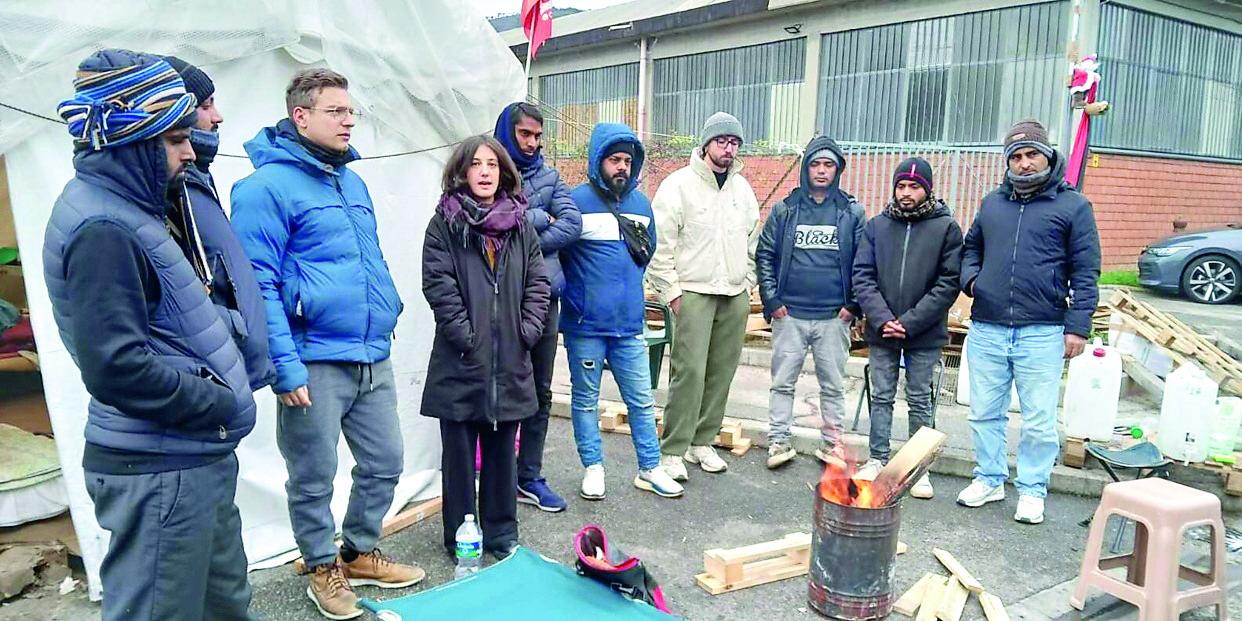 
	Il presidio del sindacato Sudd Cobas in via Lecce a Montemurlo

