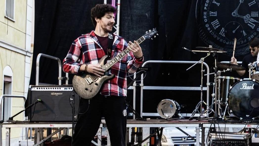 La band di Ferrara piange il capotreno ucciso