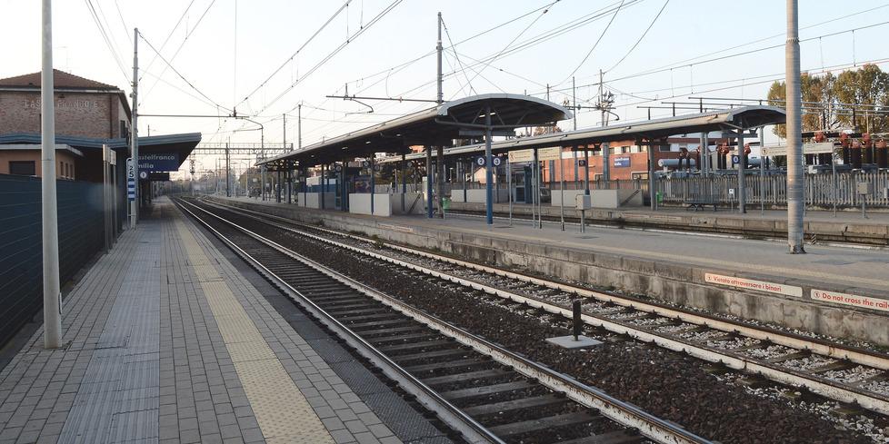 
	La stazione di Castelfranco Emilia

