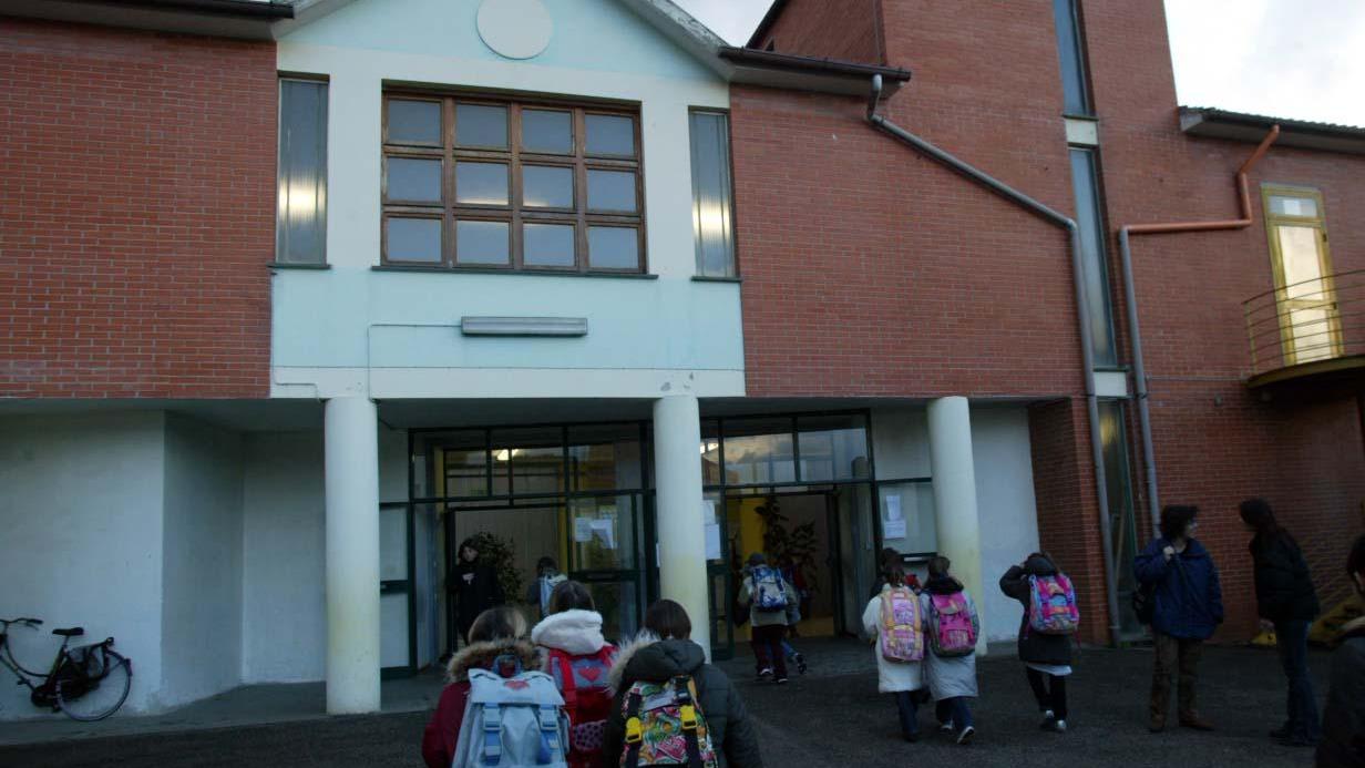 Livorno, escrementi di topo in una scuola: sospeso il servizio mensa