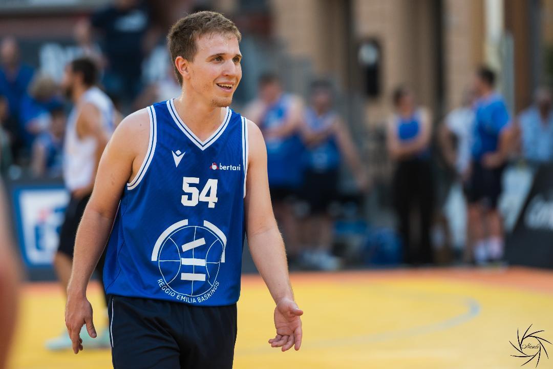 La Fiamma Olimpica a Reggio Emilia: Manini tedoforo dell’inclusione. Ecco quando passa