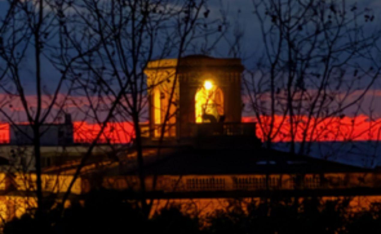 Livorno, calano le luci della sera su Villa Mimbelli. Grazie a Nicola Piccolo