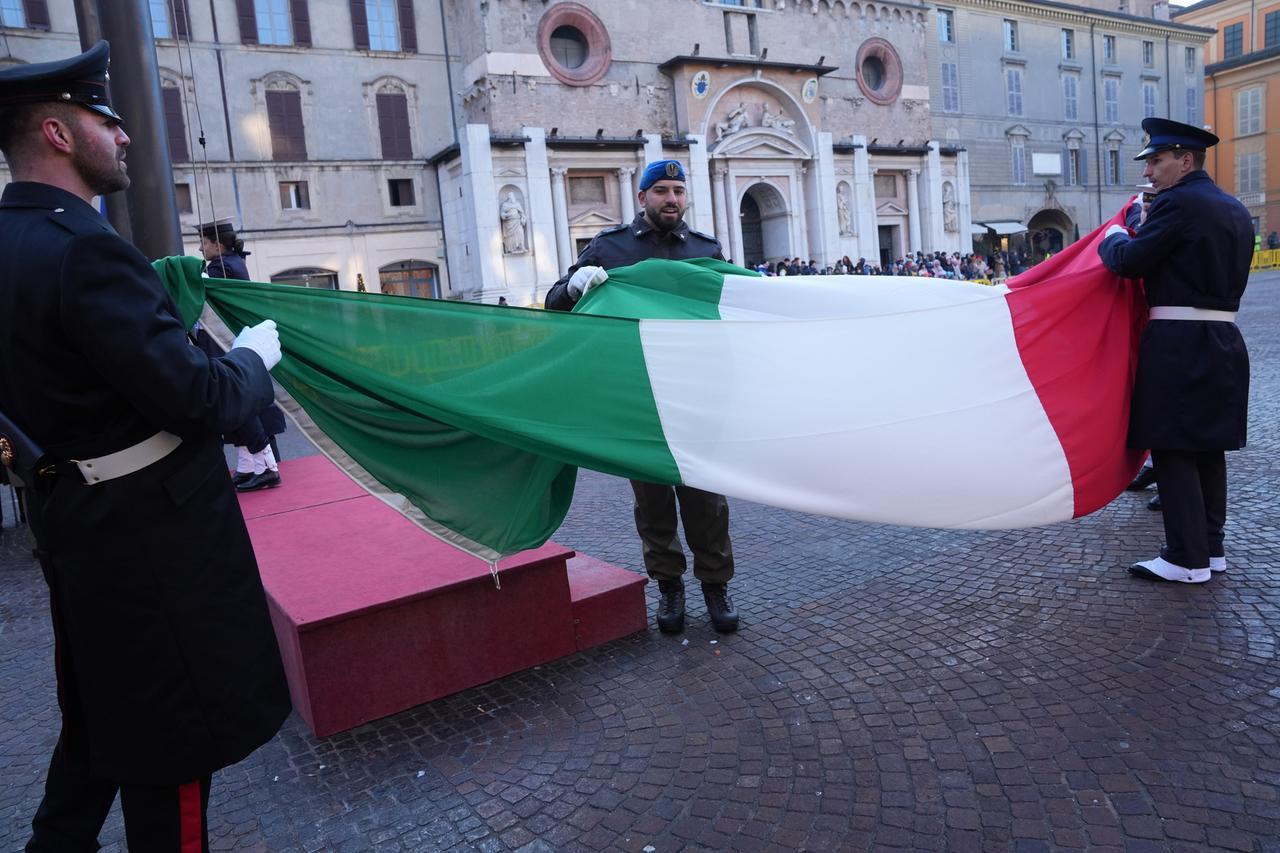 La Festa del Tricolore non può valere meno del patrono: il 7 gennaio diventi festivo