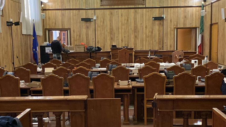 Ferrara, madre manesca con il figlio. A processo lui vuole ritrattare