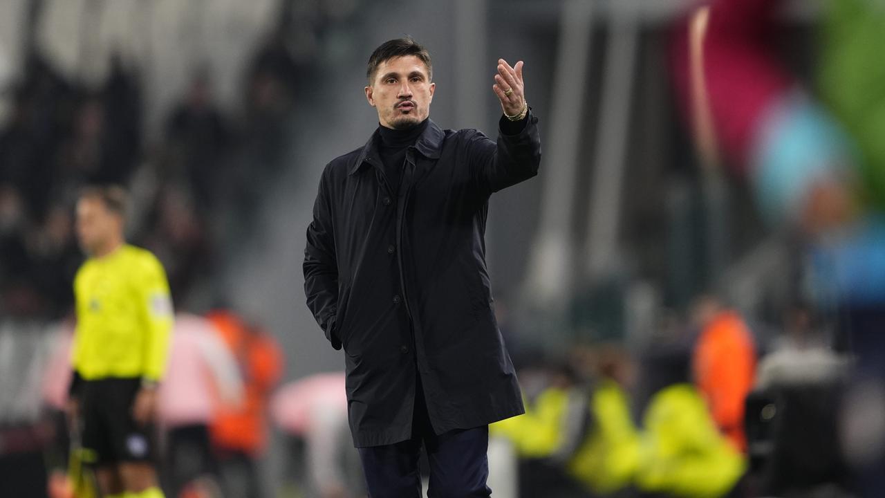 Cremonese-Cagliari: 1-0. Gaetano dalla bandierina, Borrelli di testa manda alto- LA DIRETTA