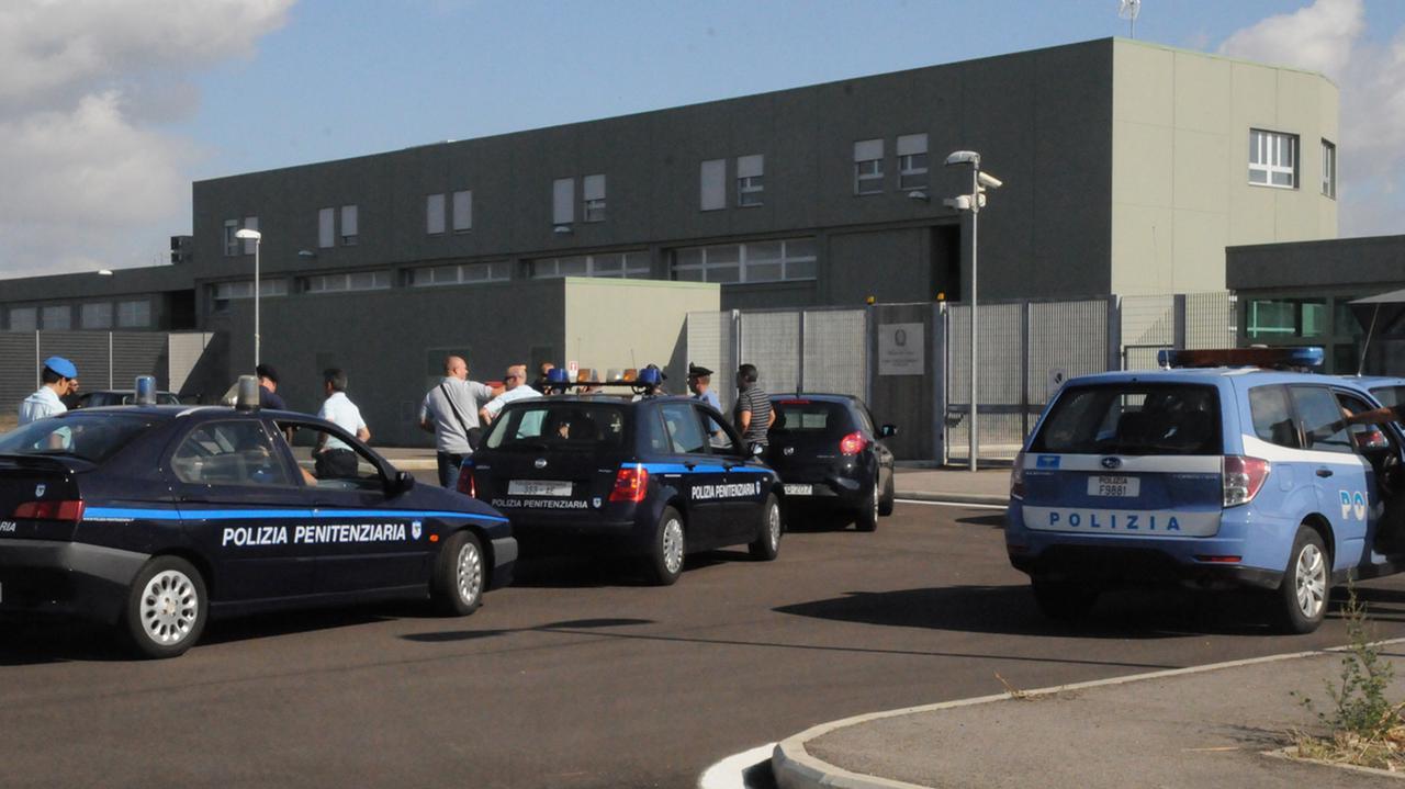 Nuovi disordini nel carcere di Massama, alta tensione contro il sovraffolamento