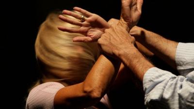 Maltratta e minaccia la compagna ferrarese. Condannato a cinque anni e mezzo