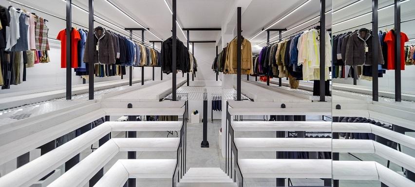 
	L'interno del Beste Hub di via Bologna

