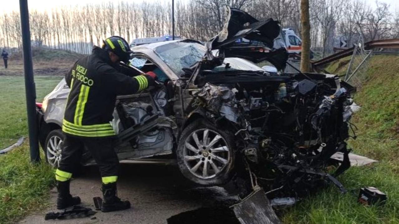 Schianto nella Bassa a San Possidonio, gravissimo un 30enne