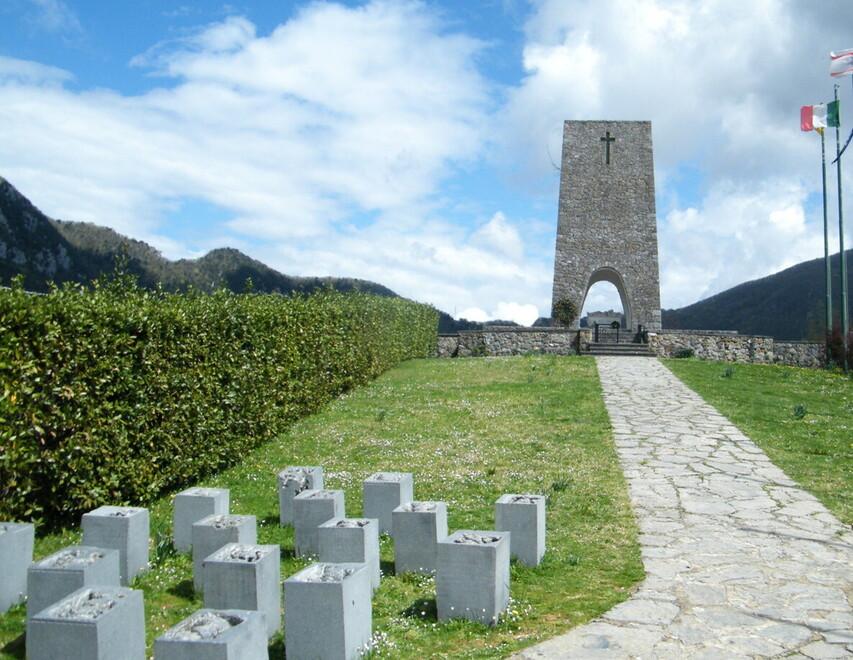 Eccidio di Sant’Anna di Stazzema, oltre 120 milioni di euro: è questa la richiesta di risarcimento degli eredi delle vittime dei crimini nazifascisti