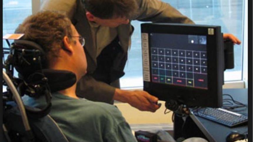 Alghero, giovane donna con la Sla finalmente potrà comunicare – LA STORIA