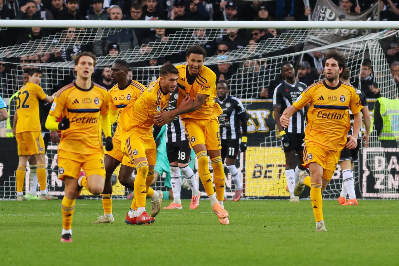 Udinese-Pisa è 2-2. La magia di Tramoni, la zampata di Meister. Ora il mercato: quanti “titolari” servono? Dite la vostra