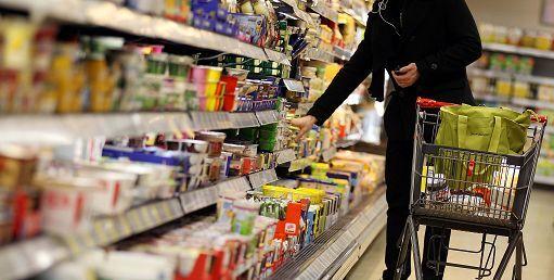 Supermercati chiusi la domenica: «Sì, aiuterebbe il commercio in centro»