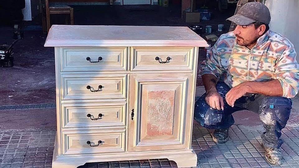 Da bullizzato a decoratore: «Quando l’arte diventa salvezza» – la storia