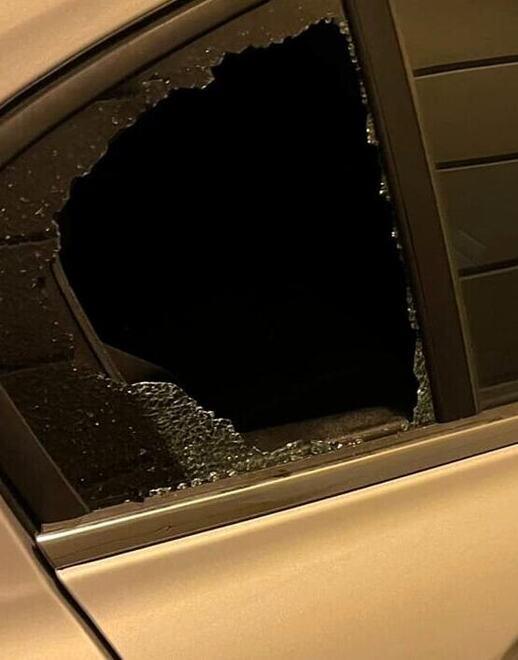 Viareggio, rompono i finestrini di due auto per rubare: arrestati