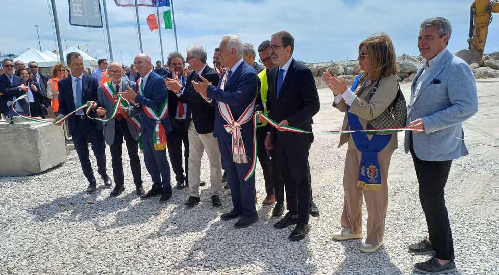 Livorno, Giani: «Senza i soldi del governo la Darsena Europa non si può fare»