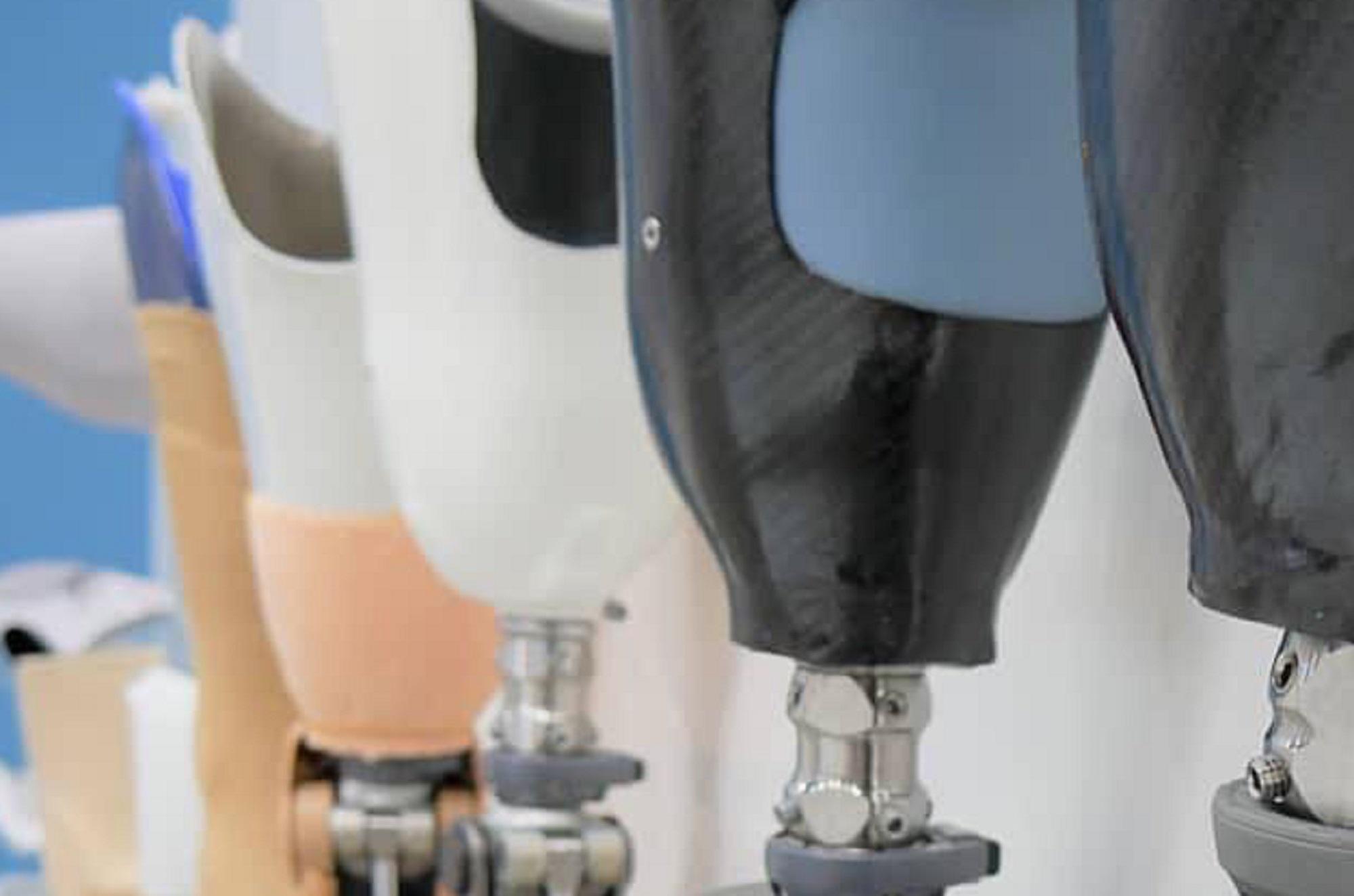 Alcune protesi per le gambe (foto d'archivio)