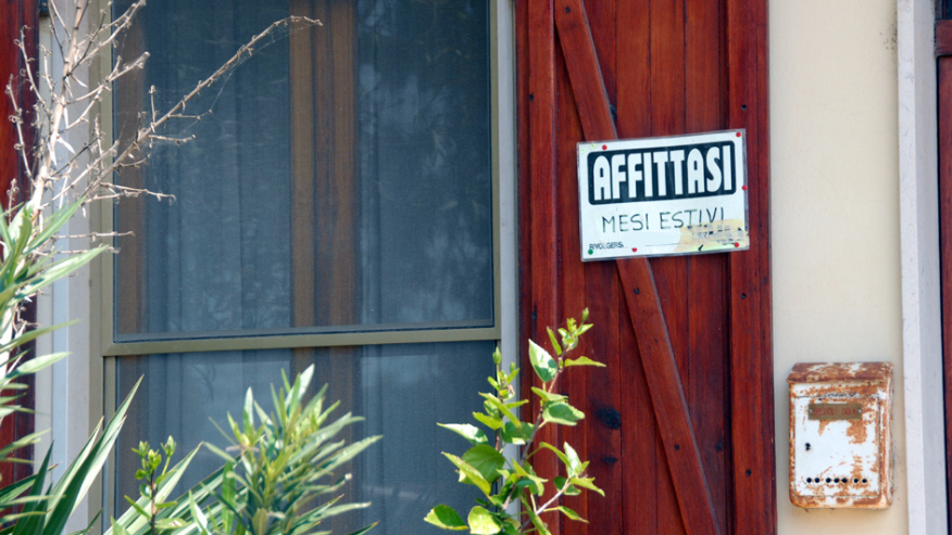 In Sardegna case introvabili, residenti in calo nelle città ma è boom nei piccoli centri – I NUMERI