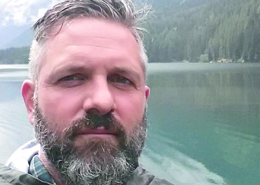 Si sente male al ritorno dalla spesa: padre di famiglia muore a 47 anni