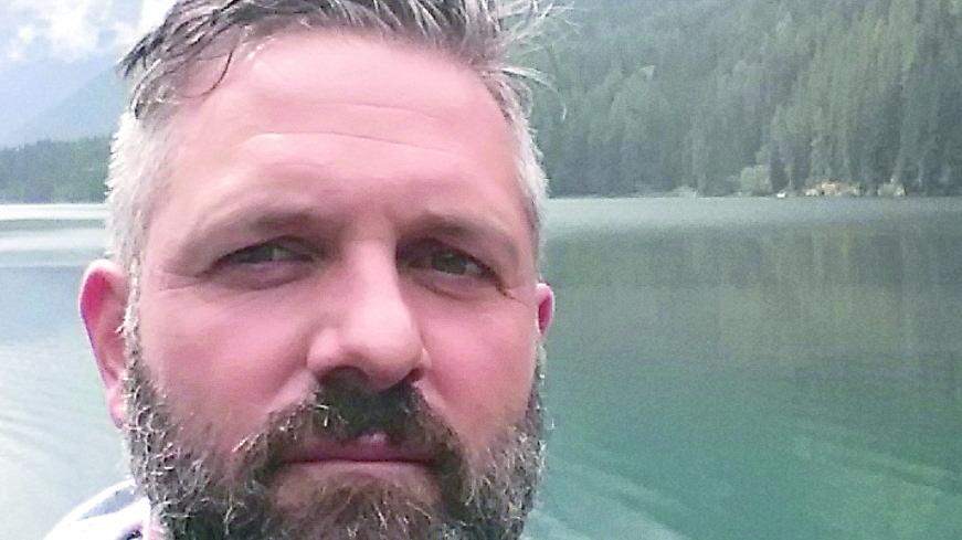 Si sente male al ritorno dalla spesa: padre di famiglia muore a 47 anni