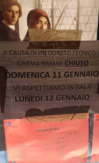 L’Apollo resta al freddo Tisane calde agli spettatori