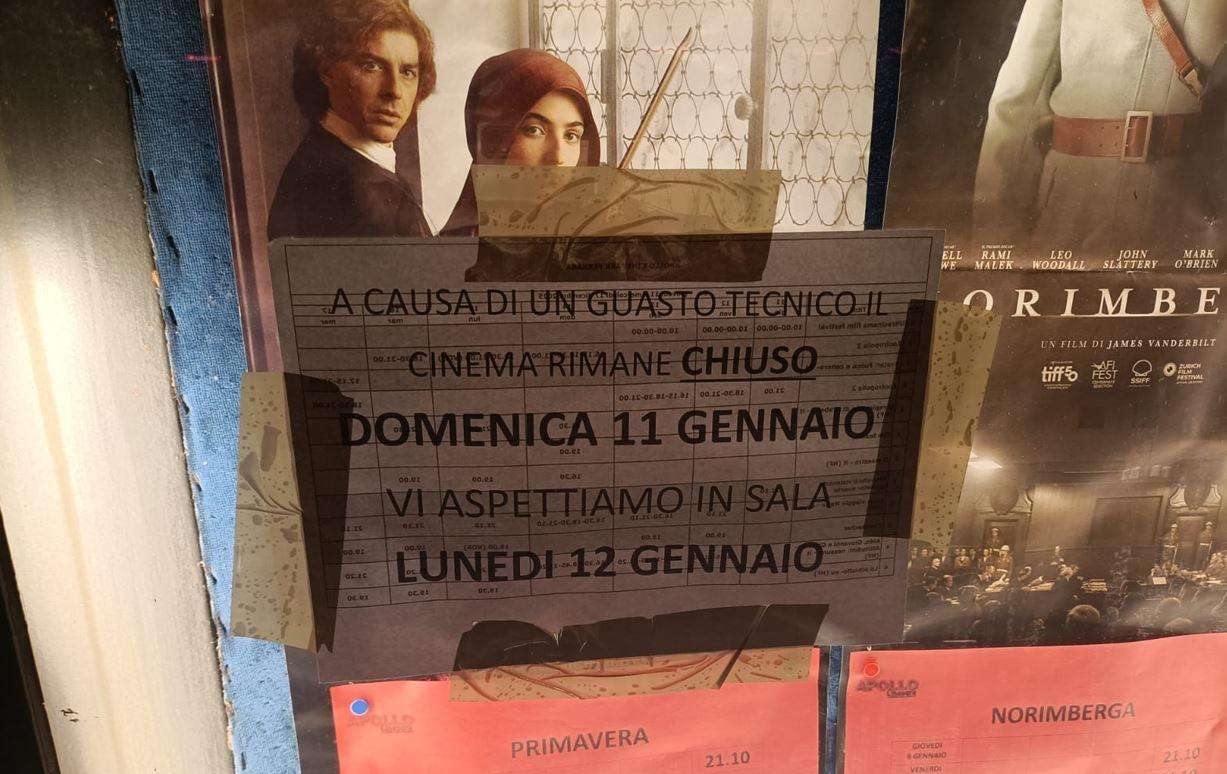Il Cinepark Apollo di Ferrara resta al freddo, tisane calde agli spettatori