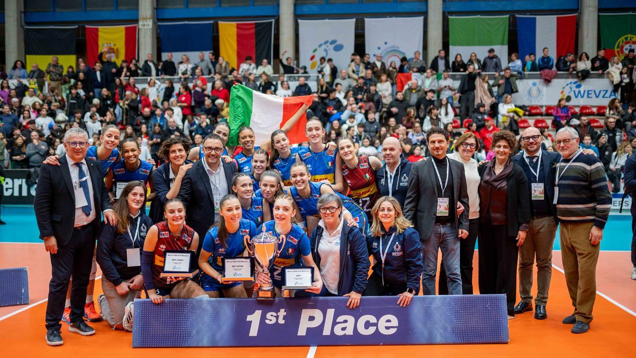 L'Italia s'impone nel torneo Wevza (Foto: Fipav)