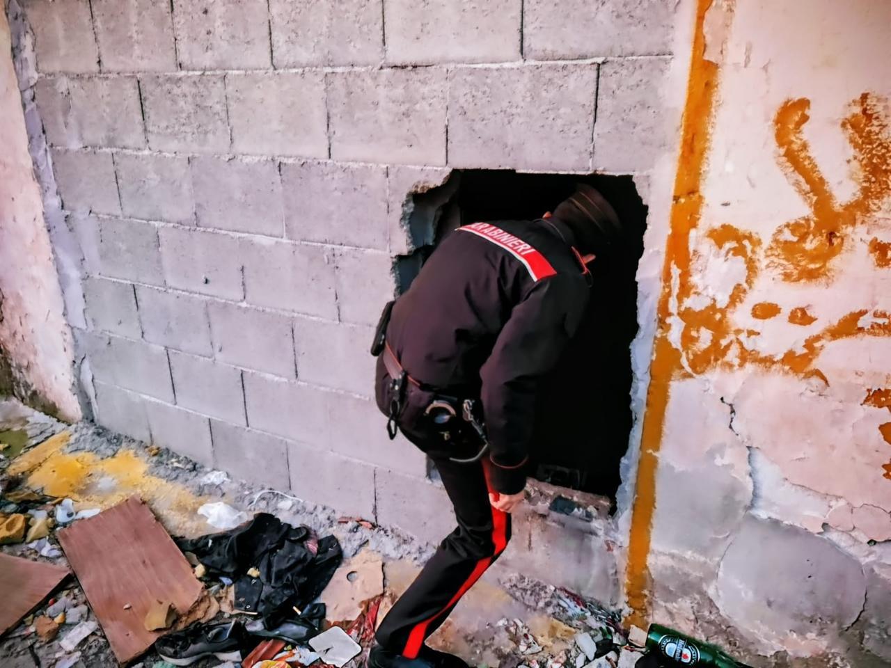 Dramma della povertà, muore di freddo davanti al fratello