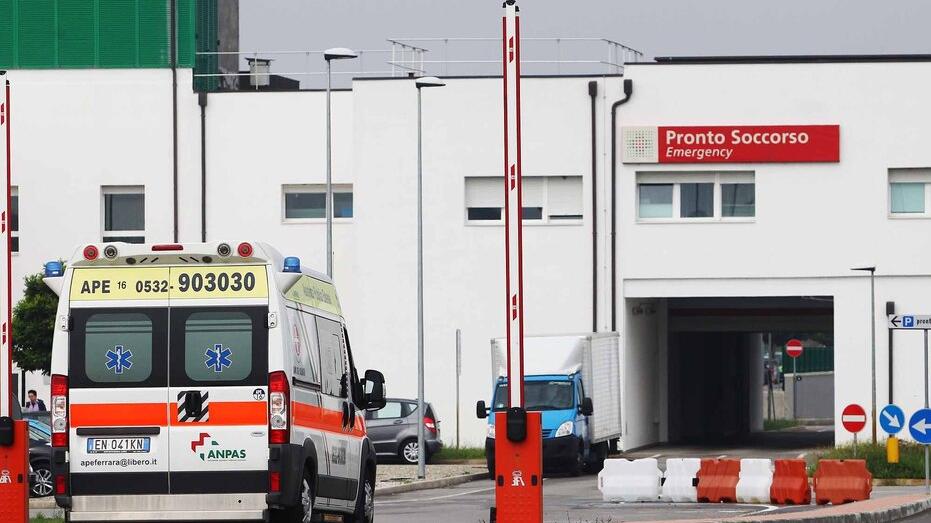 Cona, la Cgil sul Ps: «E’ al collasso, pazienti per giorni nelle barelle»