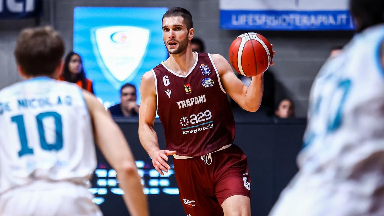 Trapani esclusa dal campionato, la Una Hotels si prende Rossato