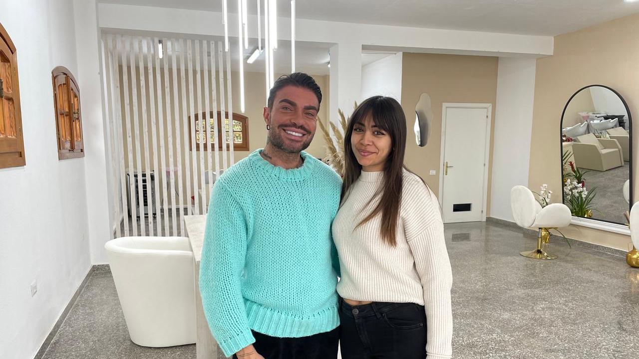 Andrea Basolu, il parrucchiere dei Premi Oscar e delle principesse saudite