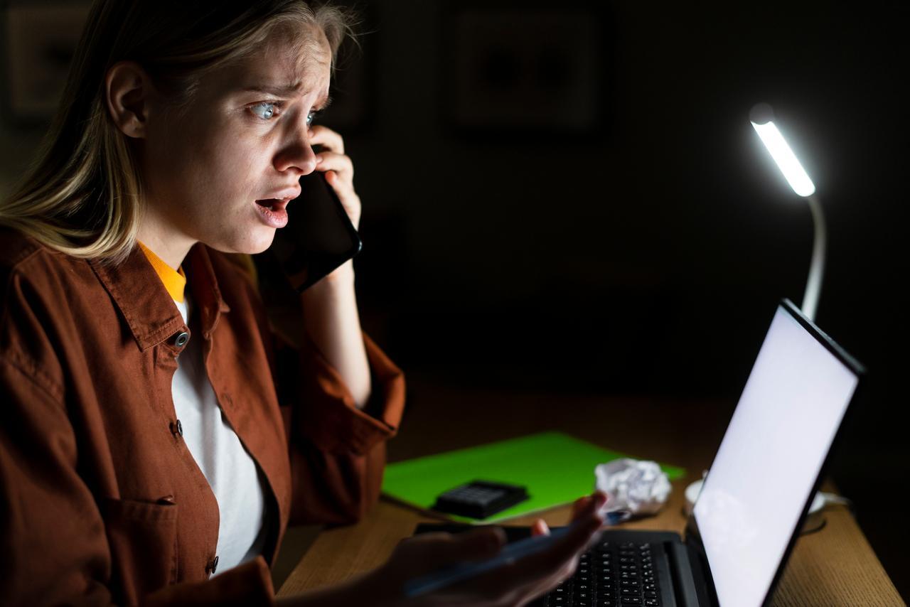 
	Stalker contatta le donne al telefono

