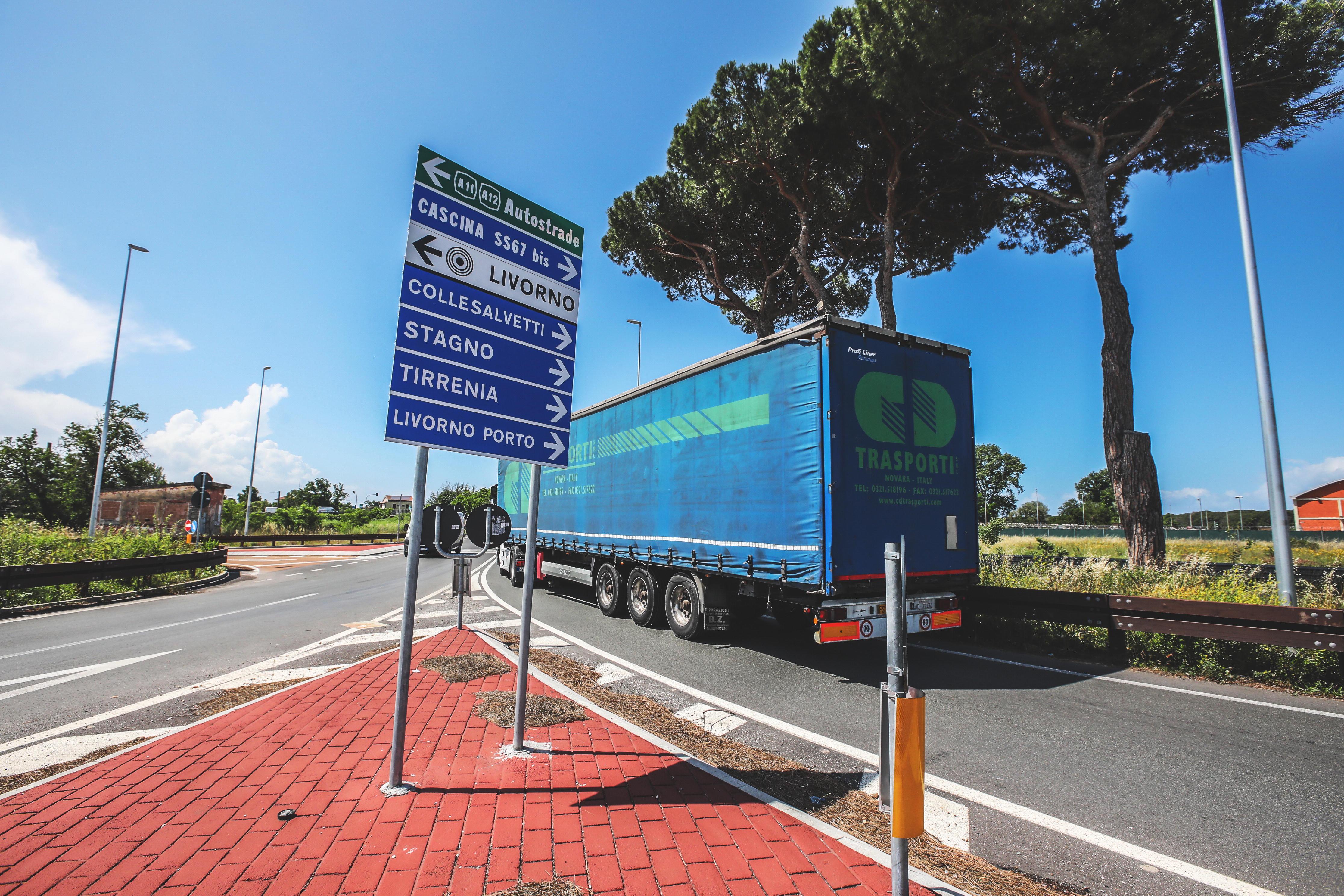 La rotatoria di Stagno nord, dove è avvenuto l'incidente
