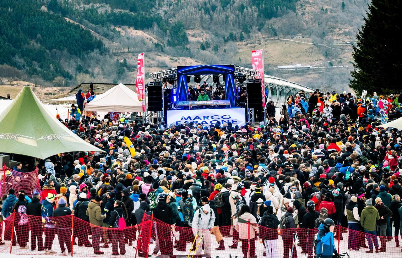 Cima Festival scalda i motori: in 10mila per ballare sulla neve ai piedi del Cimoncino
