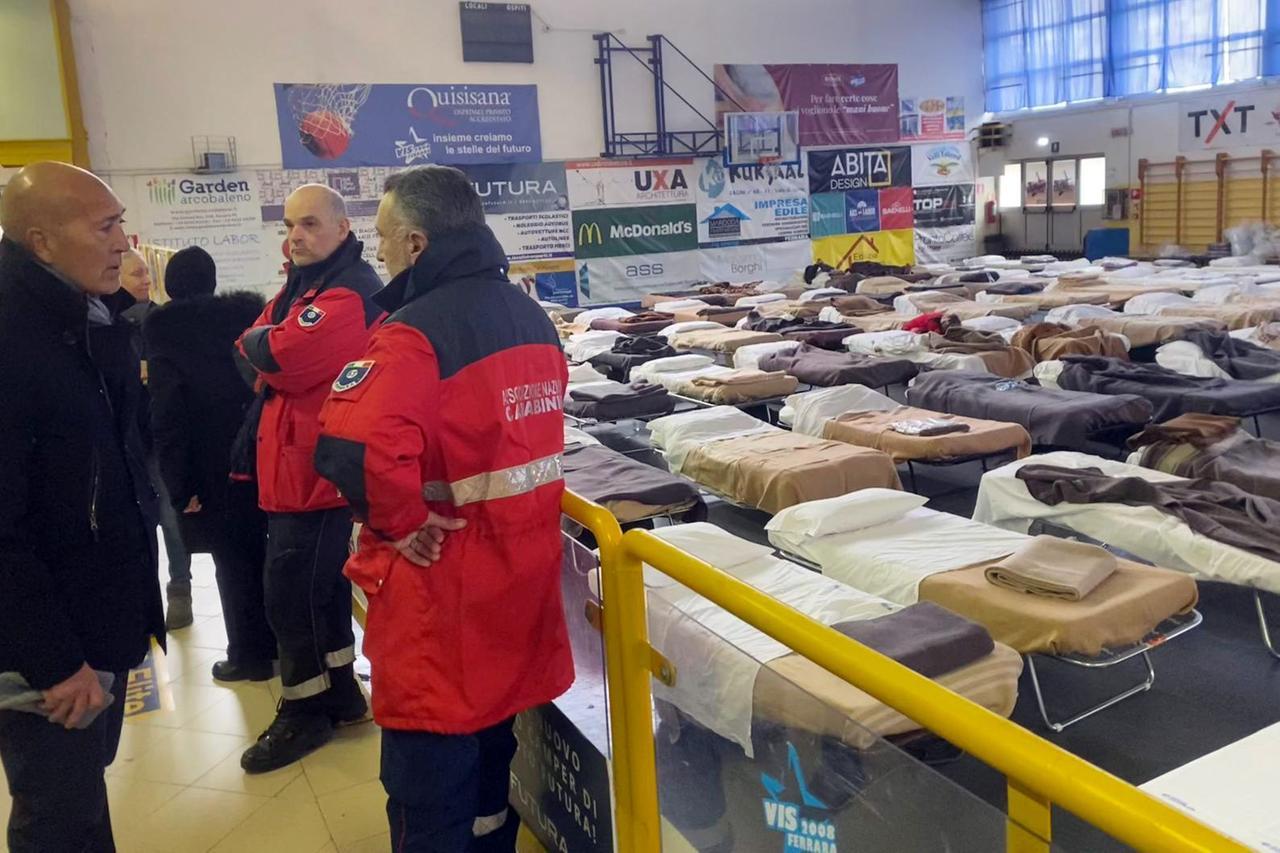Incendio al Grattacielo, Palapalestre di Ferrara attivo fino a domenica