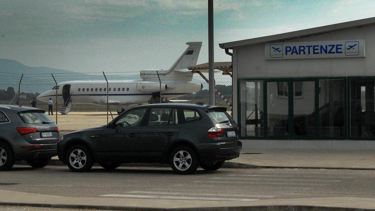 Scuola di volo a Fenosu, la Provincia promuove la candidatura
