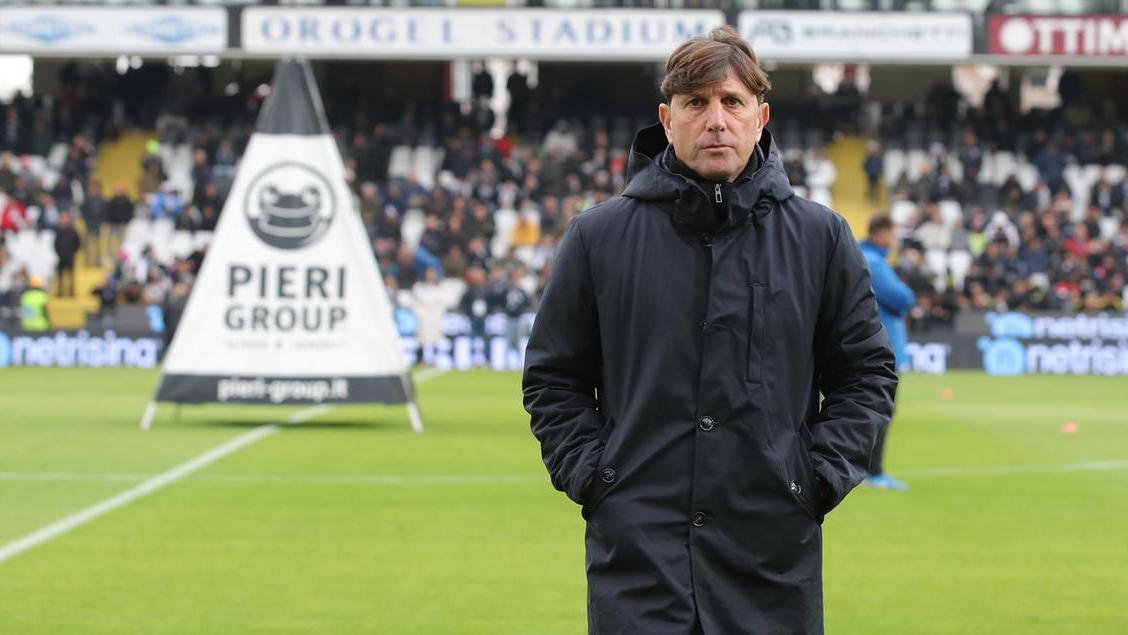 Serie B, il sondaggio sugli allenatori: solo l’ex Mignani crede nel Modena in A