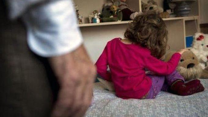 Abusi su minori: 37 casi in Sardegna, la Chiesa sotto accusa