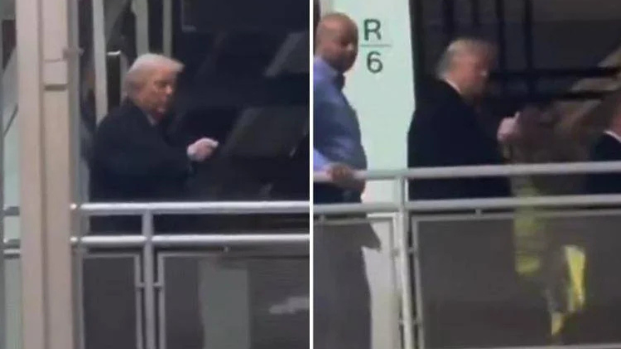 Un operaio a Trump: «Protettore di pedofili», e lui risponde con il dito medio – IL VIDEO