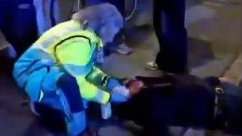 I soccorsi all'uomo aggredito a San Giusto