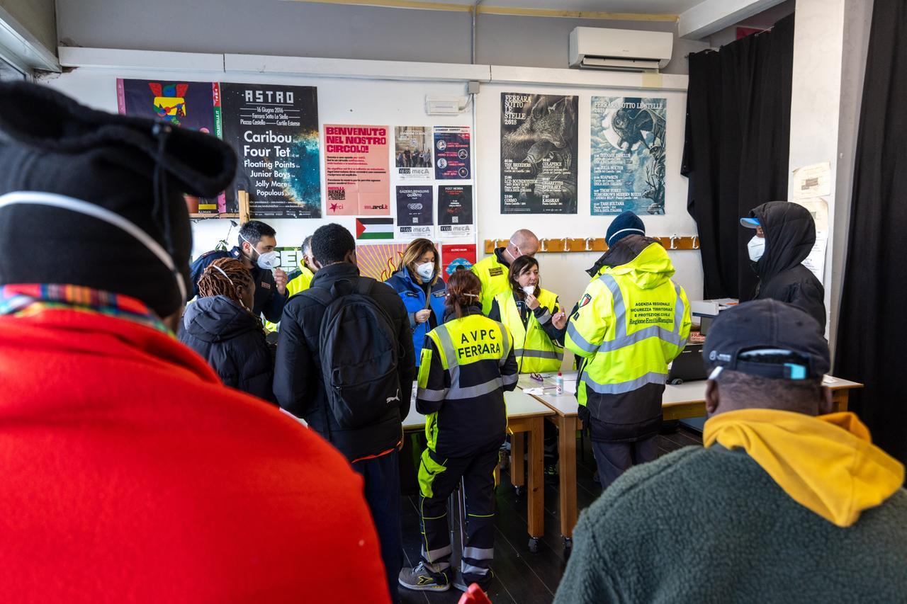 Torre B inagibile, inizia l’odissea per trovare un alloggio a Ferrara