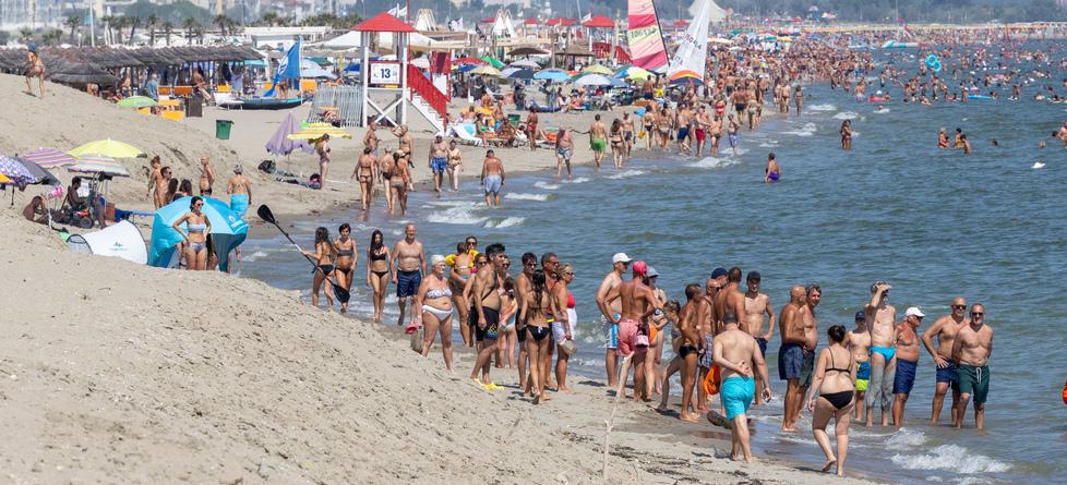 Stagionali per l’estate ai Lidi, è già caccia ai lavoratori