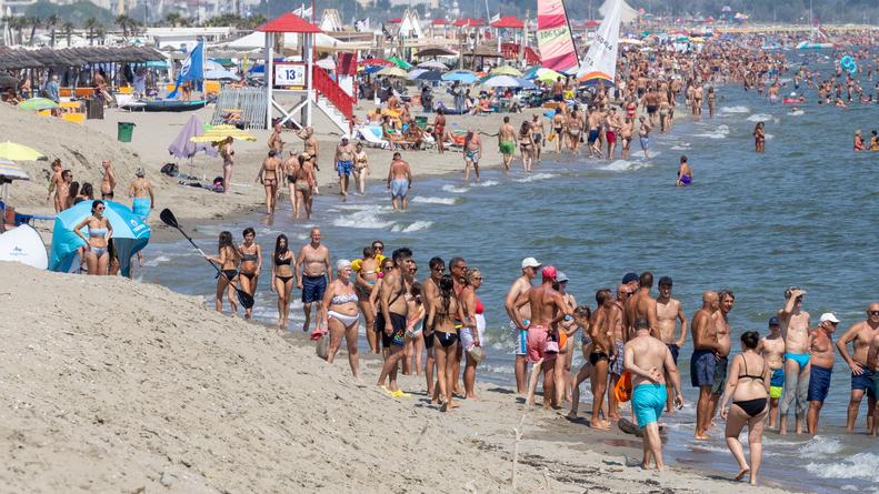 Stagionali per l’estate ai Lidi, è già caccia ai lavoratori