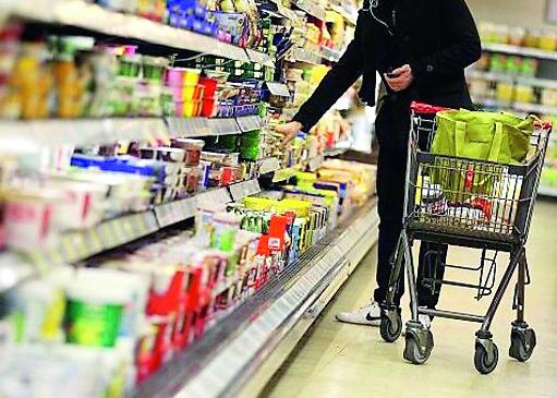 Inflazione, il carrello della spesa segna più 24%: ecco quali sono i prodotti più cari