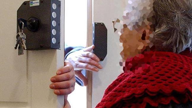 Un'anziana di 90 anni è la vittima di violenza